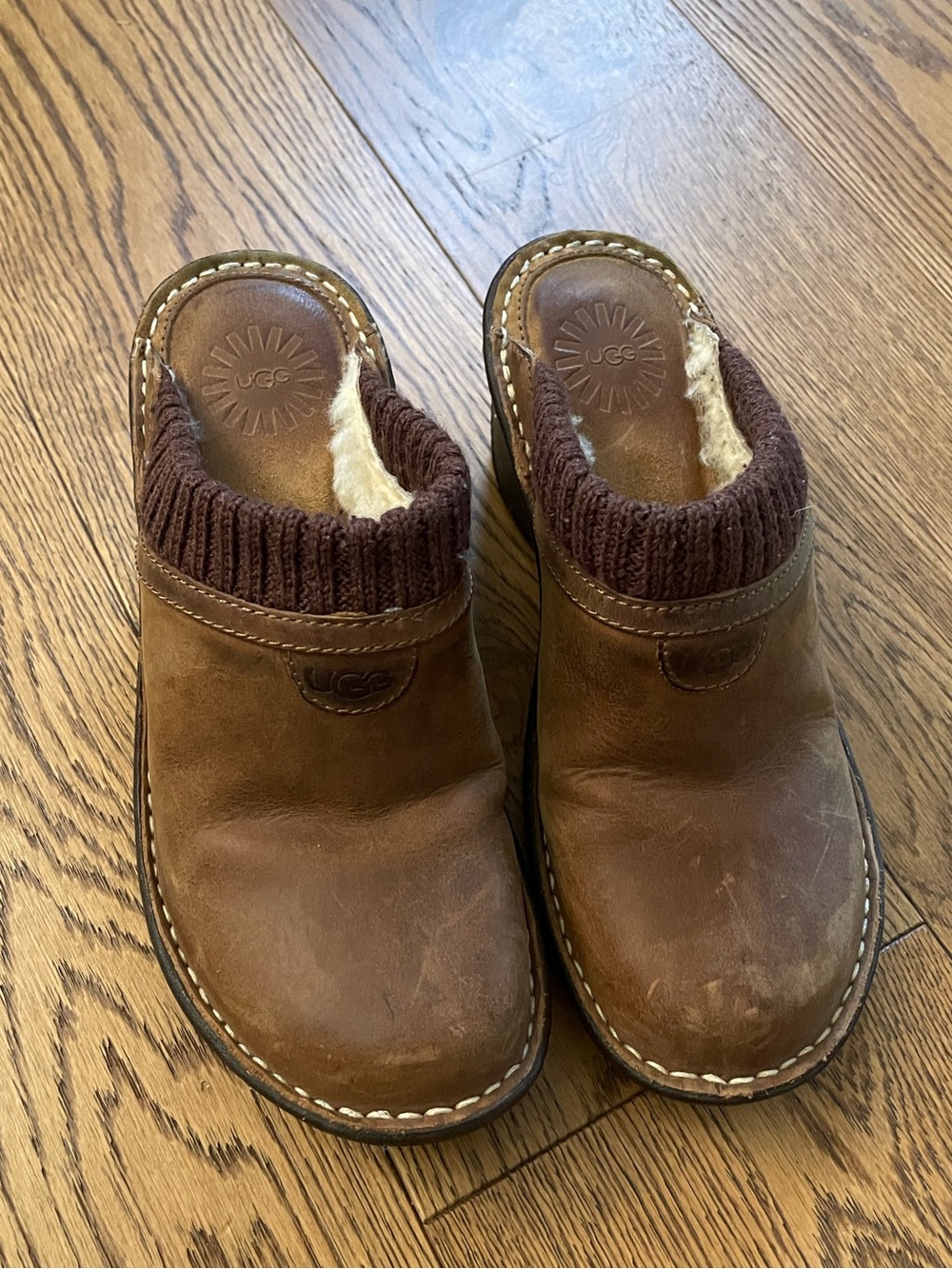 Ugg Gael Wool Lined Leather Wedge Slip on Clogs Shoes